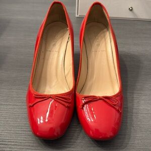 Stunning red patent leather shoes